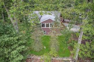 3 Newbury Ln, Rock Hill, NY 12775