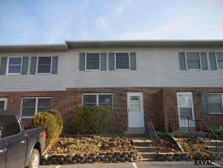 53 W Cabin Hollow Rd, Dillsburg, PA 17019
