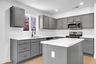 8868 Silverkist Dr, Reno, NV 89506