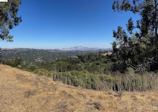 232 Lomas Cantadas, Orinda, CA 94563