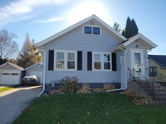 300 E 11th St, Fond Du Lac, WI 54935