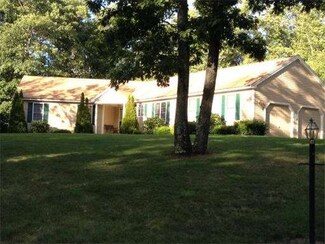26 Leela Ln, Rochdale, MA 01542