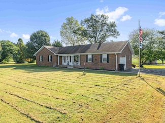 9585 River Rd, Lewisport, KY 42351