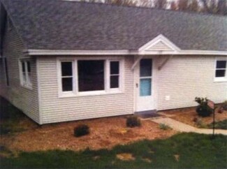 50 Chestnut Ave, Leeds, MA 01053