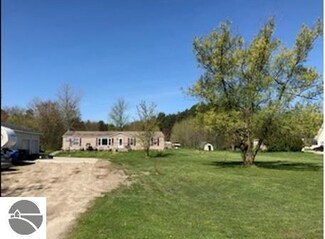 2132 S Coleman Rd, Shepherd, MI 48883