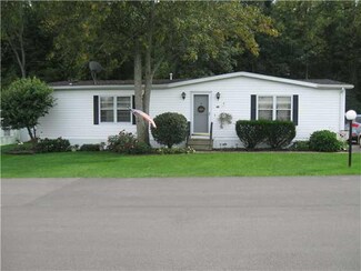 43 Hidden Meadows Dr, Bergen, NY 14416
