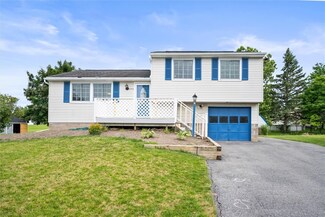 5773 Bonnie Brae Cir, Farmington, NY 14425