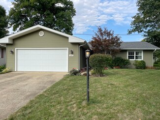 2317 Rebecca Dr, Champaign, IL 61821