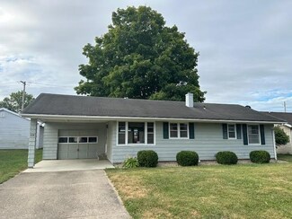 303 W Sycamore St, Centerville, IN 47330