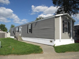 2084 Pauline Dr Unit 122, Troy, MI 48083