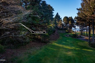 17 Ocean Crest Ln, Lincoln Beach, OR 97388