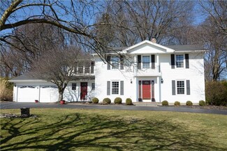 6 Larwood Dr, Rochester, NY 14618
