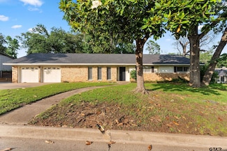 3200 Decharles St, Tyler, TX 75701