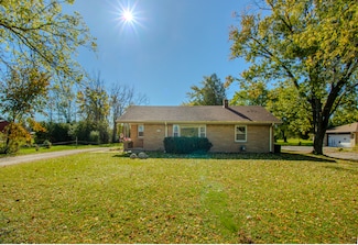 N72W17011 Good Hope Rd, Menomonee Falls, WI 53051
