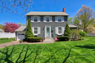 945 Armory St, Springfield, MA 01107