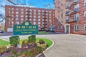 54-44 Little Neck Pkwy Unit 5L, Little Neck, NY 11362