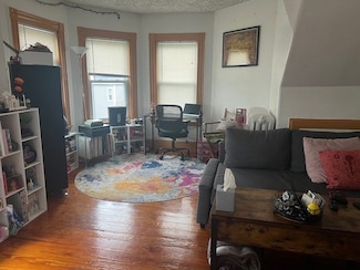 6 Armandine St Unit 3, Boston, MA 02124