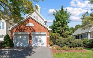 709 Pebble Creek Ct, Pennington, NJ 08534
