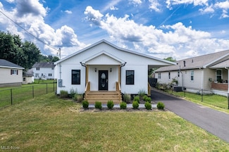 1318 21st St, Vienna, WV 26105