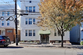 91 Terhune Ave, Jersey City, NJ 07305