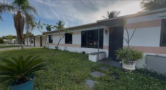 2401 SW 50th Terrace, Plantation, FL 33317