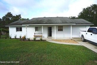 5660 Palm St, Mims, FL 32754