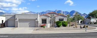 11752 N Pyramid Point Dr, Tucson, AZ 85737
