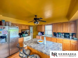 4816 N 60th St, Omaha, NE 68104