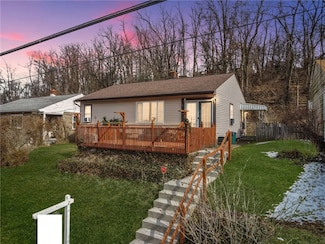 339 Foster Rd, North Versailles, PA 15137
