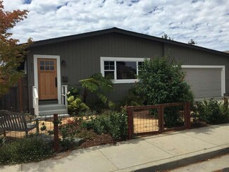 317 Dufour St, Santa Cruz, CA 95060