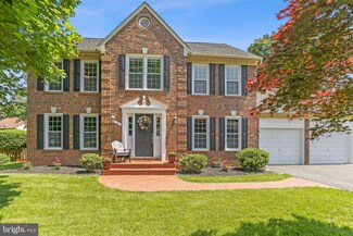 4 Rutledge Ct, Sterling, VA 20165