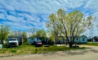 730 Utah St, Chinook, MT 59523