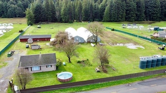 926 Holmes Flat Rd, Redcrest, CA 95569
