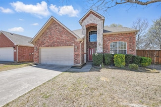 804 Starling Ln, Aubrey, TX 76227