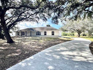 8379 NW 189th Ave, Okeechobee, FL 34972