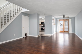 7 Marisa Ln, Providence, RI 02904
