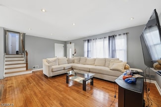 448 Cristiani St, Roselle, NJ 07203