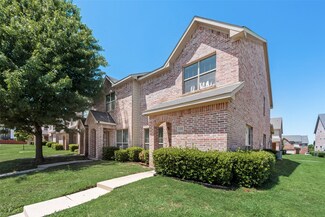 2352 Calendar Ct, Grand Prairie, TX 75050