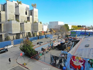 1015 N Gower St, Los Angeles, CA 90038
