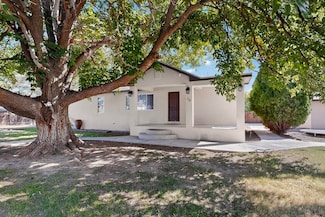 10 Nancy St, Los Lunas, NM 87031