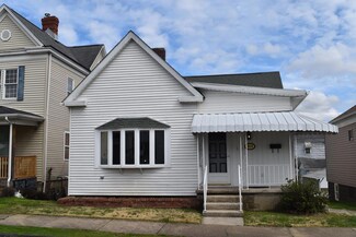 1018 Morton Ave, Moundsville, WV 26041