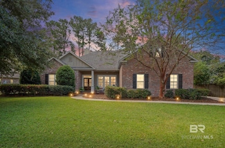 284 Saffron Ave, Fairhope, AL 36532