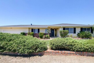300 Buena Vista Dr, Watsonville, CA 95076