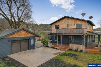 28532 Gimpl Hill Rd, Eugene, OR 97402