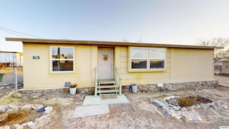 704 Oak St, Santa Clara, NM 88026