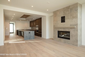 165 N Glenwood St Unit 28, Jackson, WY 83001