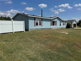 3828 90th Ave, Evart, MI 49631