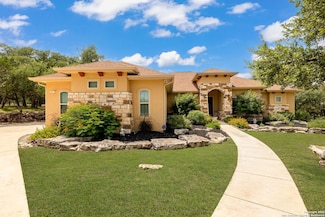 464 Upland Ct, Canyon Lake, TX 78133