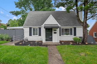 817 State St, Duquesne, PA 15110