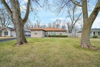405 Ray May Dr, Joliet, IL 60433